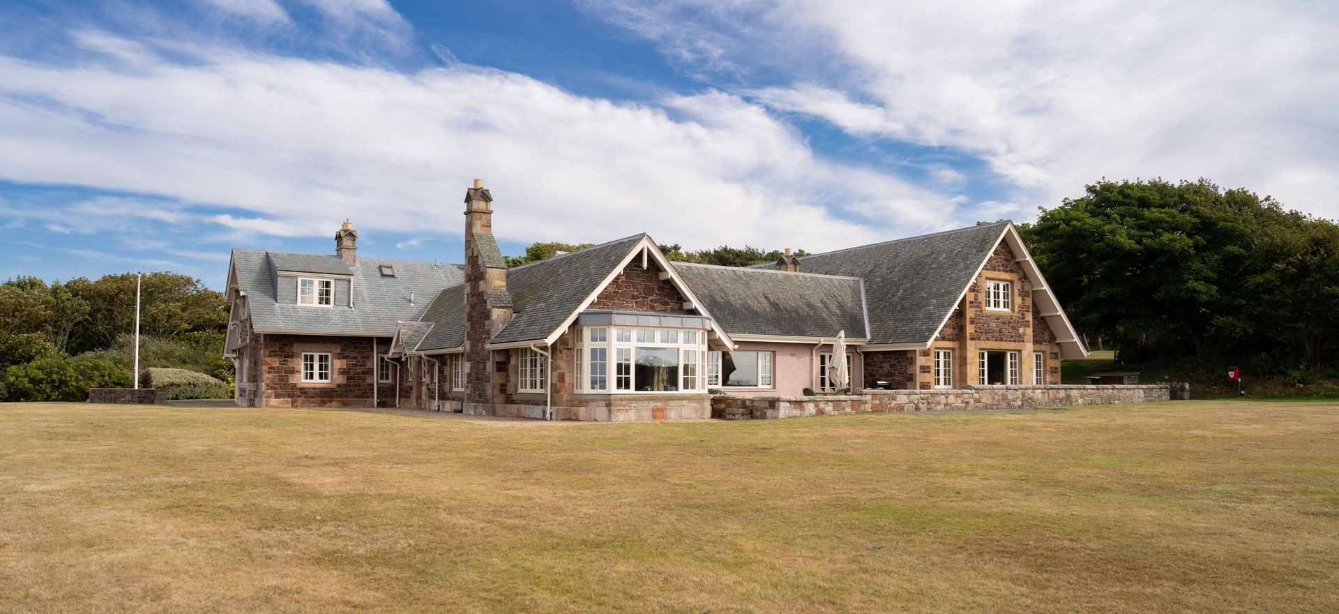 Archerfield-Stay-Marine-Villa-1