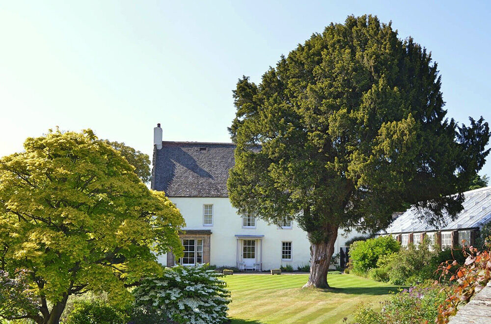 Inveresk-Lodge-Garden