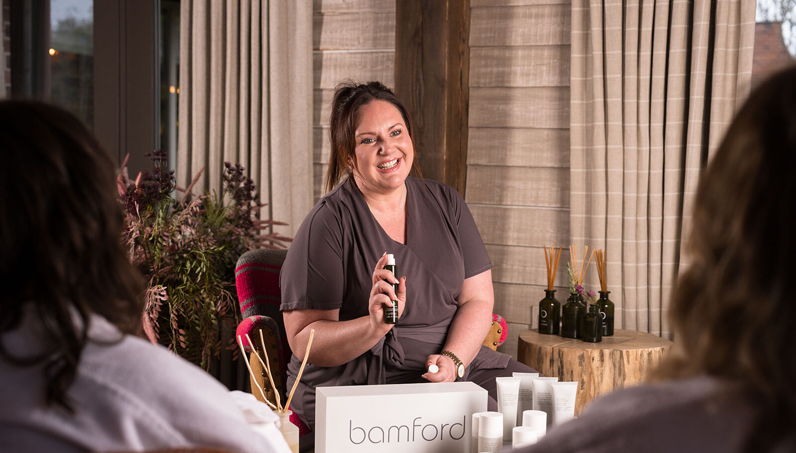 Archerfield - Spa, Dogs, Painting, Menu